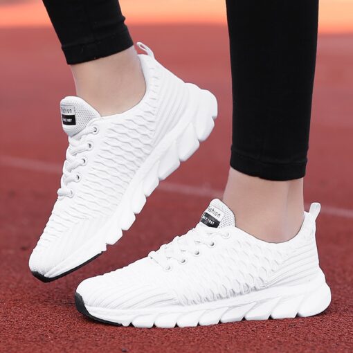 2020 Mesh Women Sneakers Breathable Women Flat Shoes Lightweight Casual Shoes Ladies Lace-up Deportivas Mujer Chaussures Femme